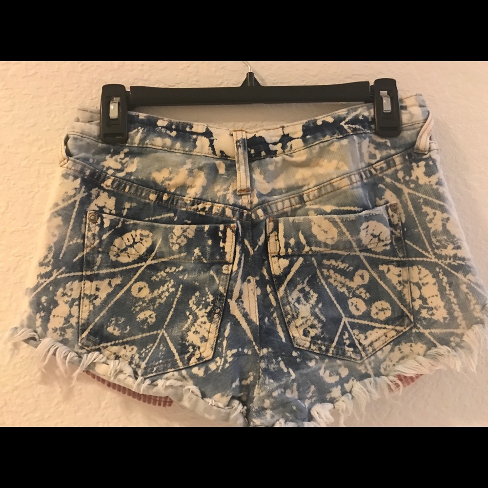 Free People Denim cutoff shorts - Picture 4 of 4
